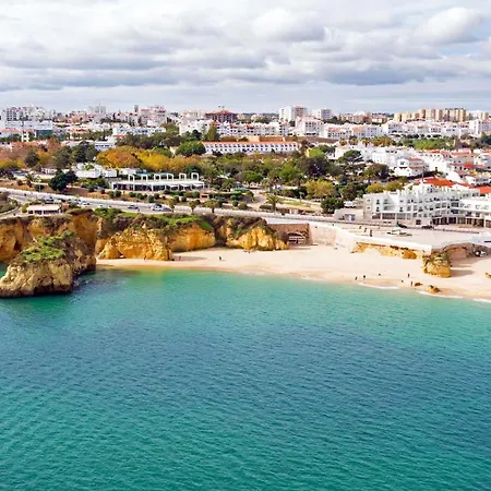 A27 - Caracol Corner In