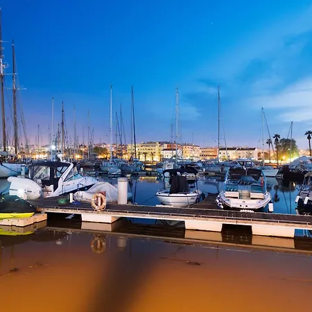 A27 - Caracol Corner In