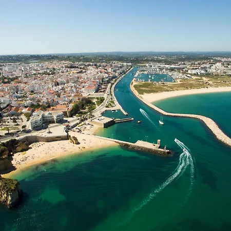 A27 - Caracol Corner In * Lagos