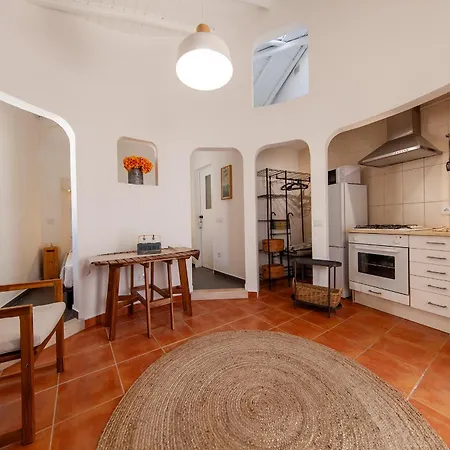 A27 - Caracol Corner In 라고스