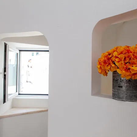 A27 - Caracol Corner In